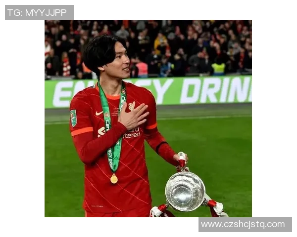 南野拓实:日本足球新星崛起,成欧洲赛场闪耀新力量